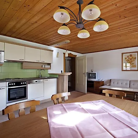 Apartment Familienparadies Wolfgangbauer